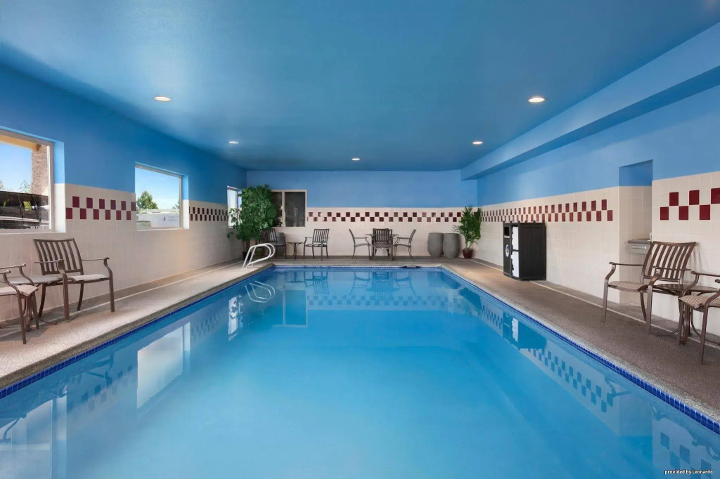 Best Western PLUS Peppertree Airport Inn