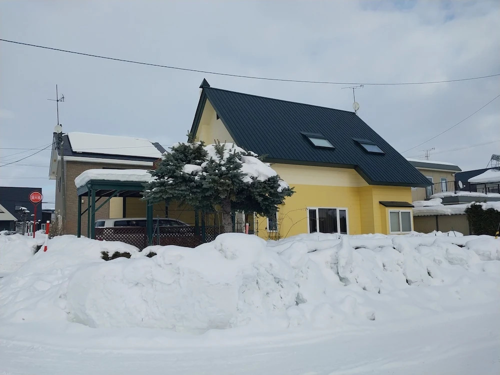 Miyuki Townhouse