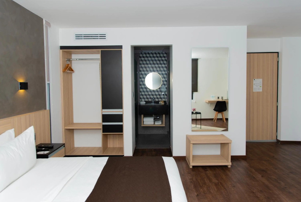 Fato Hotel