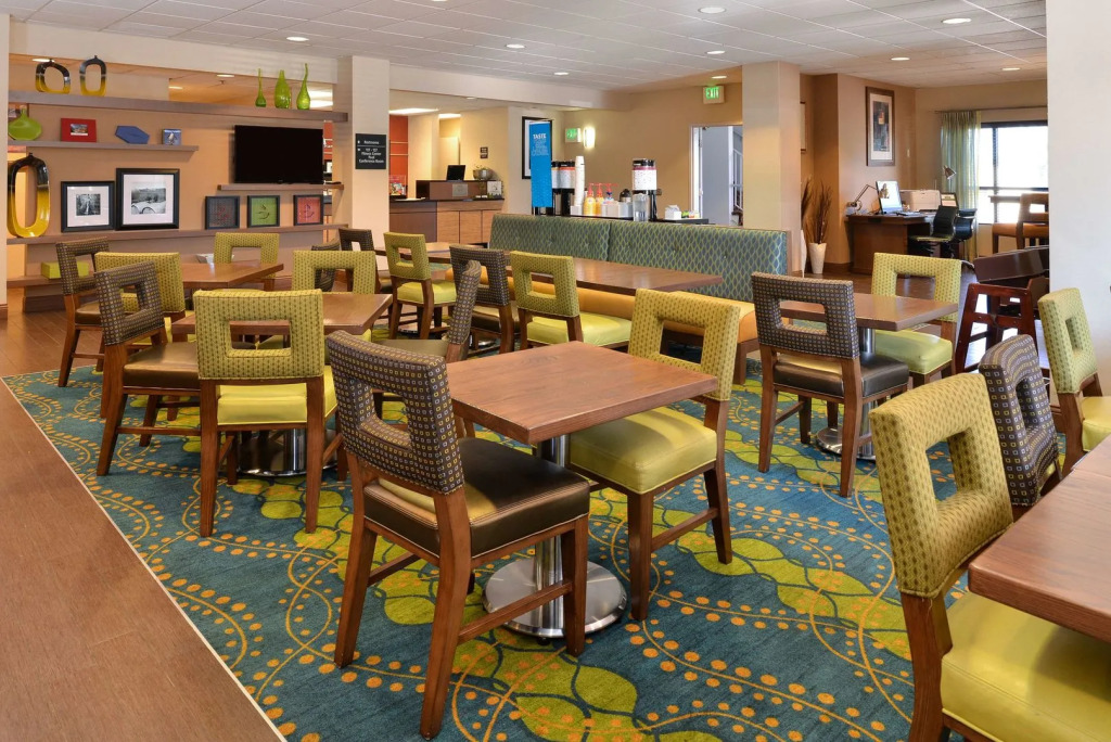 Hampton Inn Portland East
