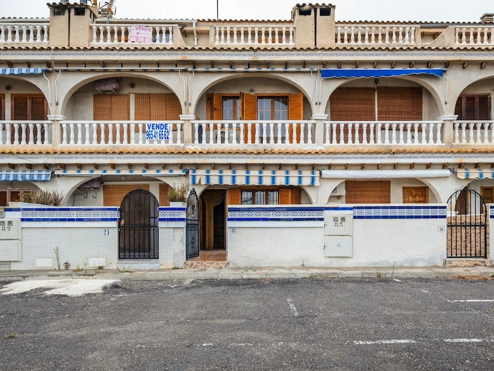 Graceful Bungalow in Santa Pola near Sea