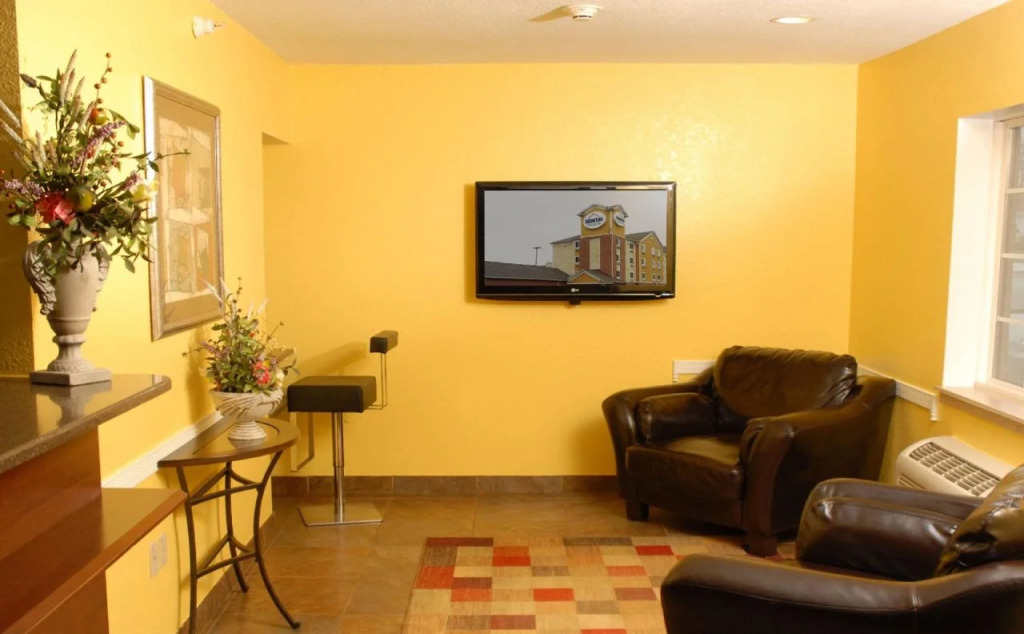 Birch Hill Suites - South Bend