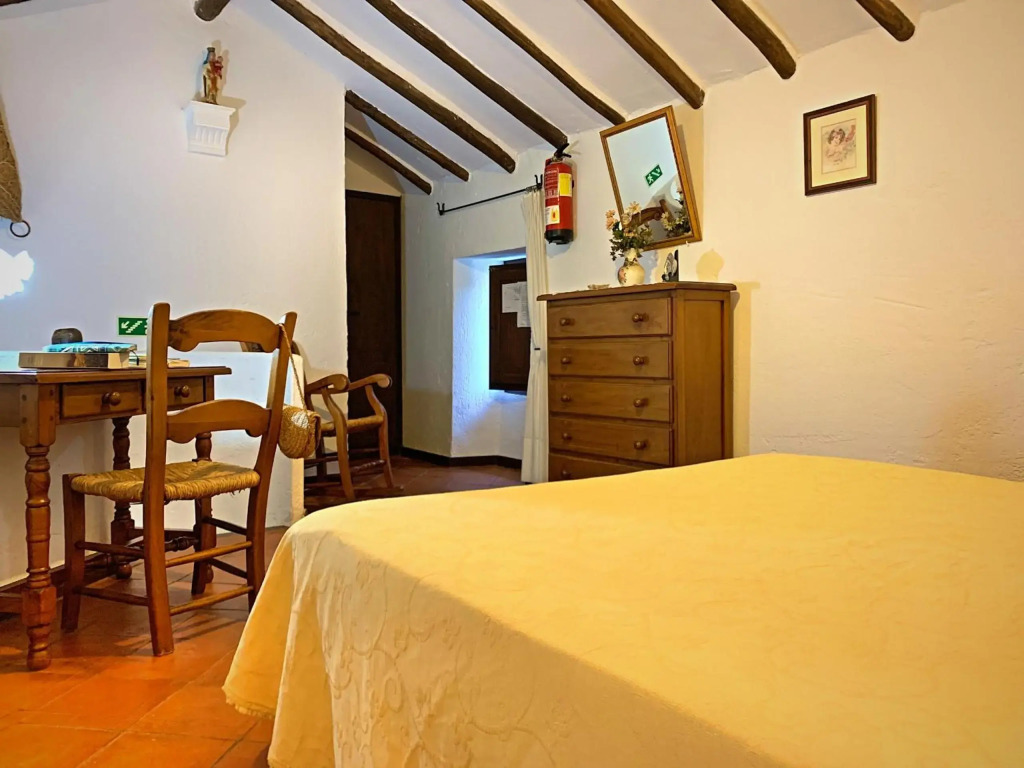 Vivelorural Casa y piscina en Zahara de la Sierra
