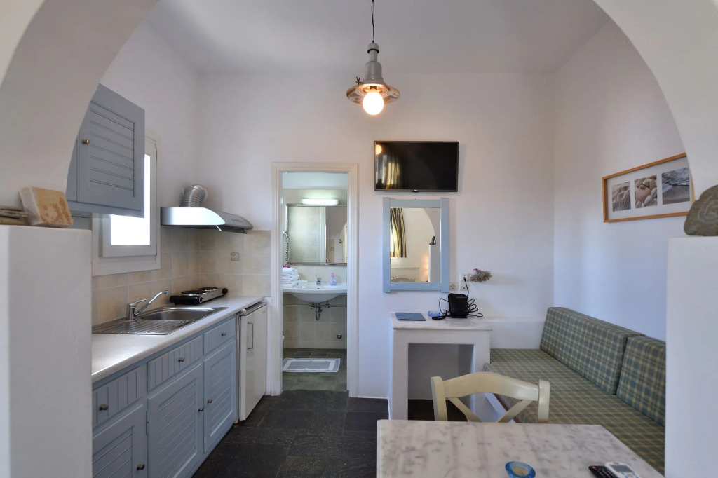 Kalypso Studios & Apartments