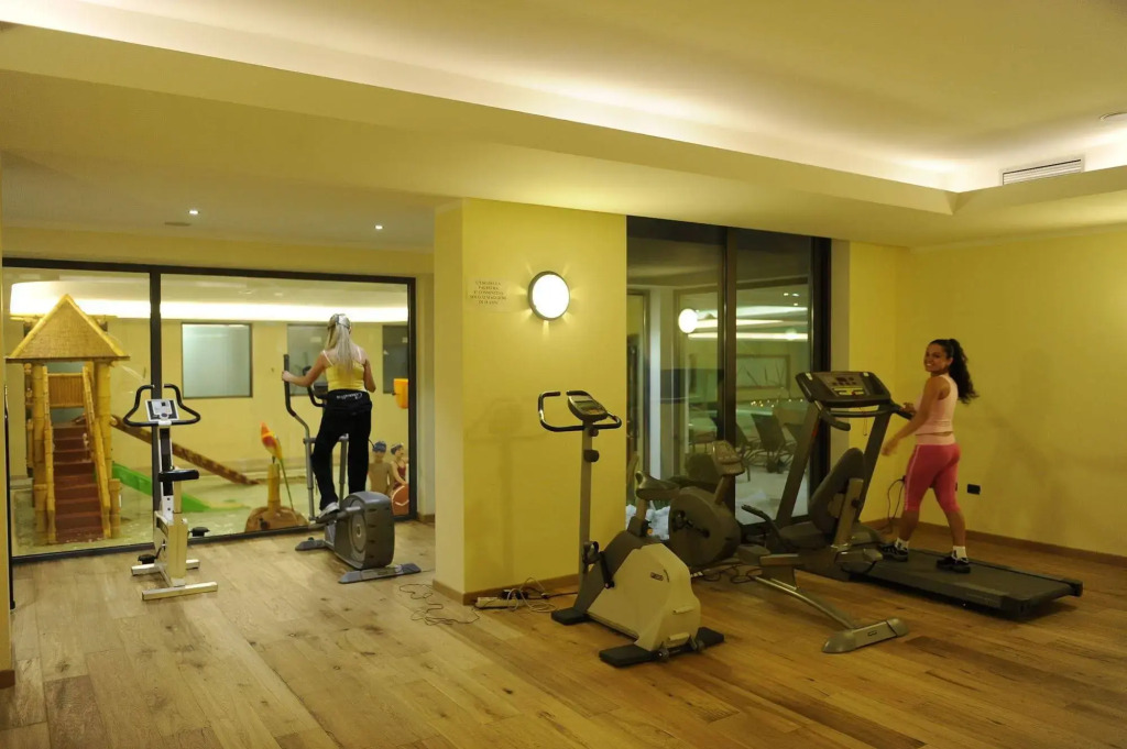 Alpholiday Dolomiti Wellness & Family Hotel
