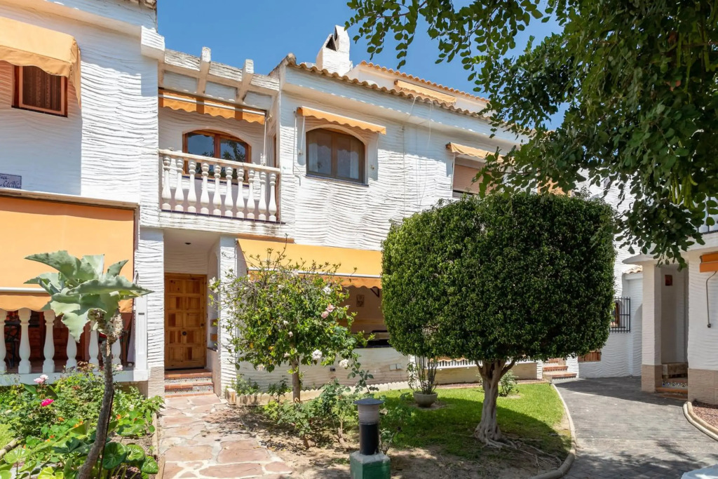 Bungalow Urb Costa Hispania