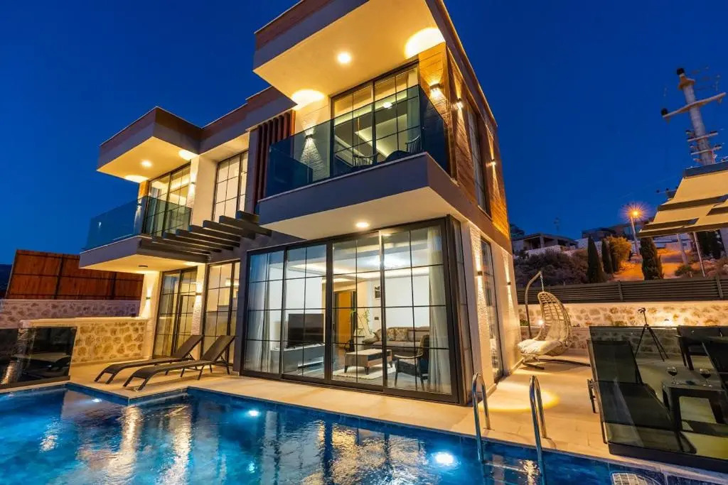 Miel Suites-2 Luxury Villa with Private Pool