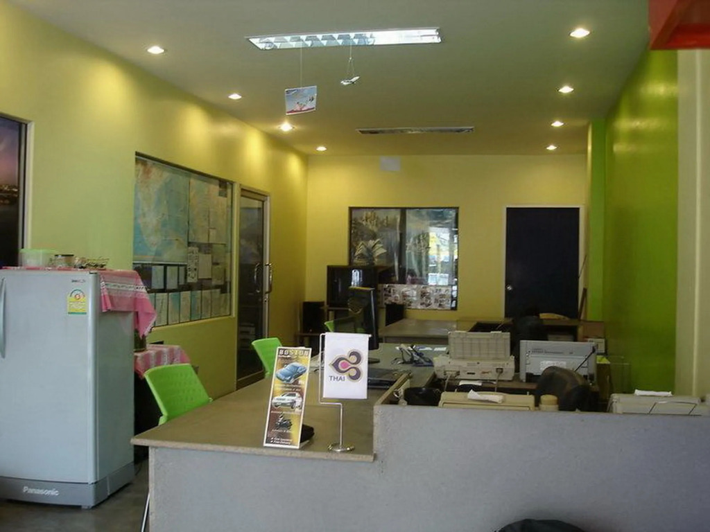 B&B House & Hostel