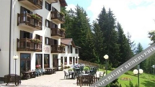 Hotel Roma