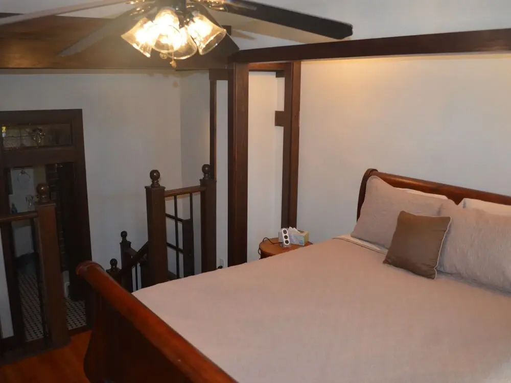 Mcgrady Inn - Bed And Breakfast