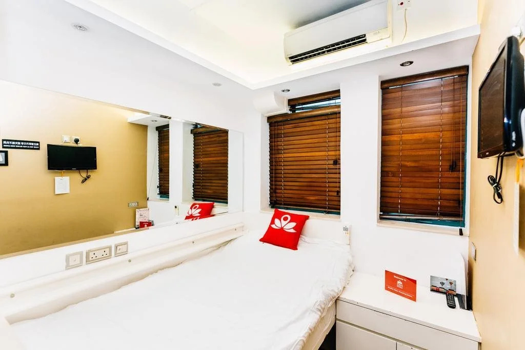 Global Holiday Home