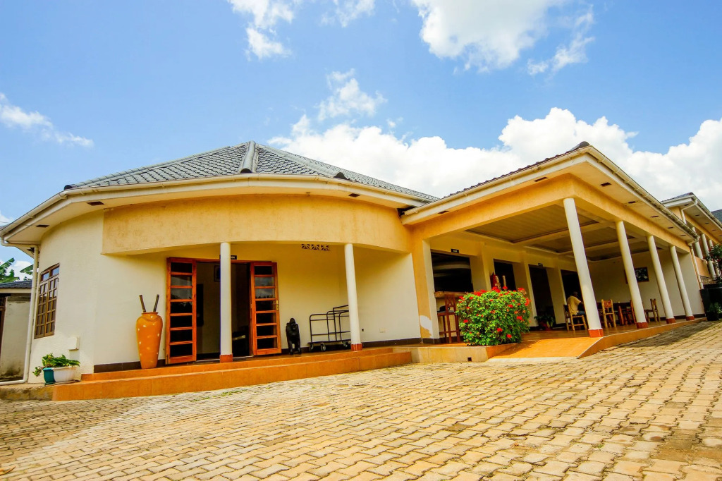 Kalya Courts Hotel