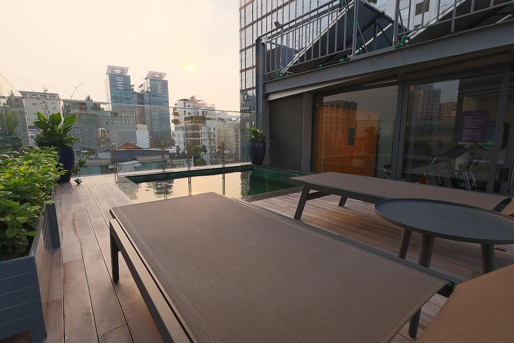 CHERRY BOUTIQUE HOTEL