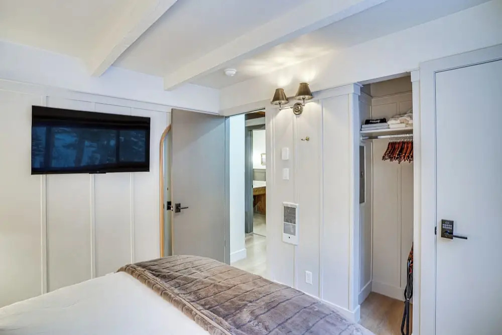 Mountain-view Condo in Brian Head w/ Private Sauna