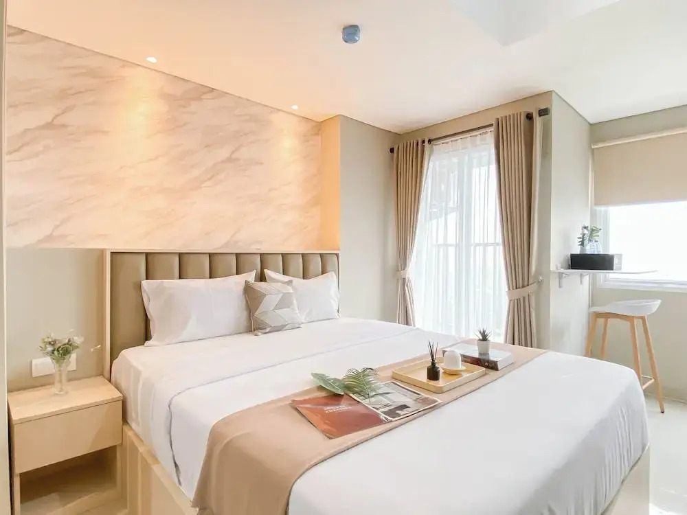 Modern Studio At Lrt City Sentul - Royal Sentul Park Apartment