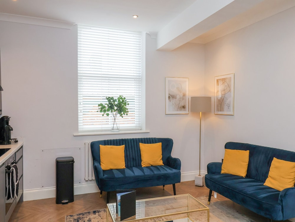The Salisbury Apartment 205