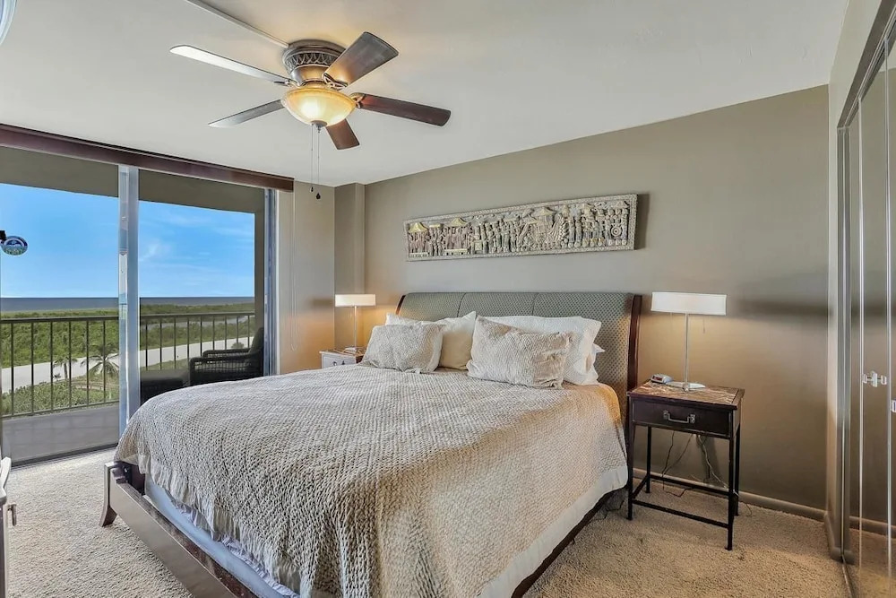South Seas Tower 2-701