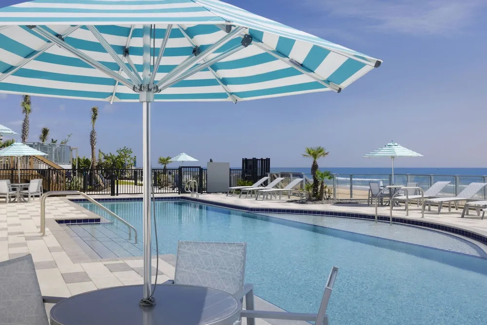 Max Beach Resort