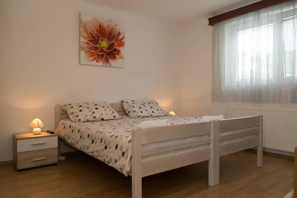 Rooms Ivan