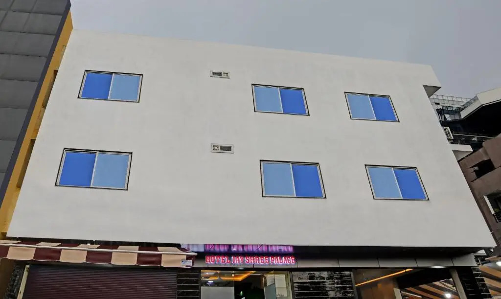 Treebo Jayshree Palace C21 Business Park