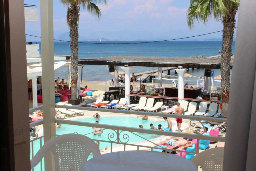 Paralia studios