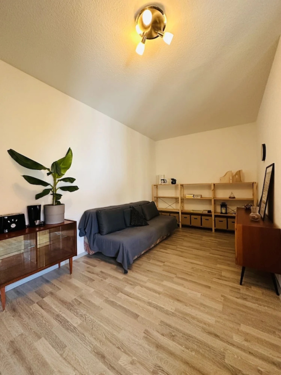Apartmenthaus am Dom - Zentrum & Ruhige Lage, Perfekt für Business Trip, Auch für Familie, Viel Platz mit Küche
