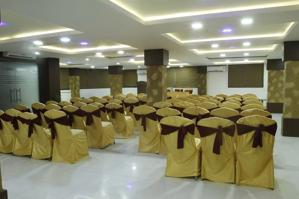 Hotel Mercury Residency