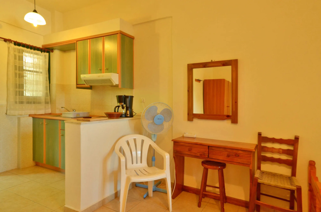 Lemonia Accommodations