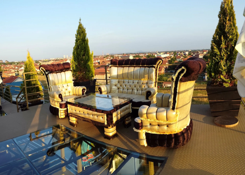 Bali Colosseum Hotel