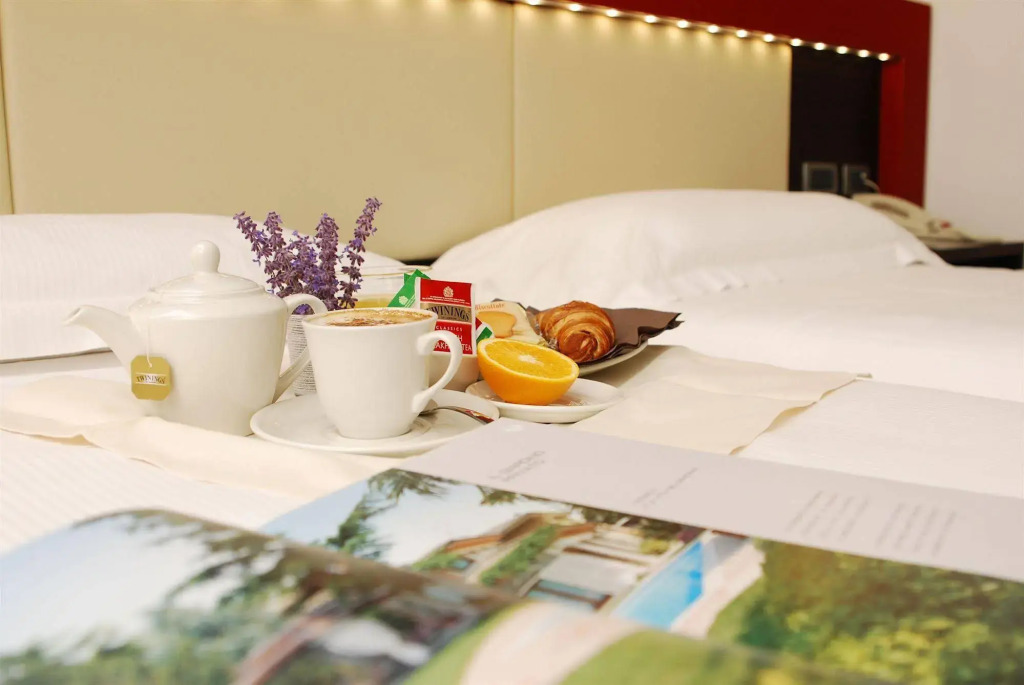 Kairos Garda Hotel