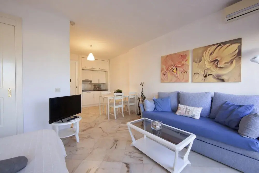 Studio in Marbella With Beachfront Pool