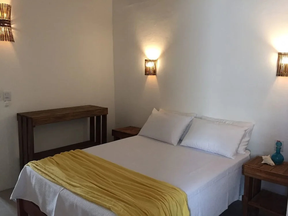Casa Larrosa