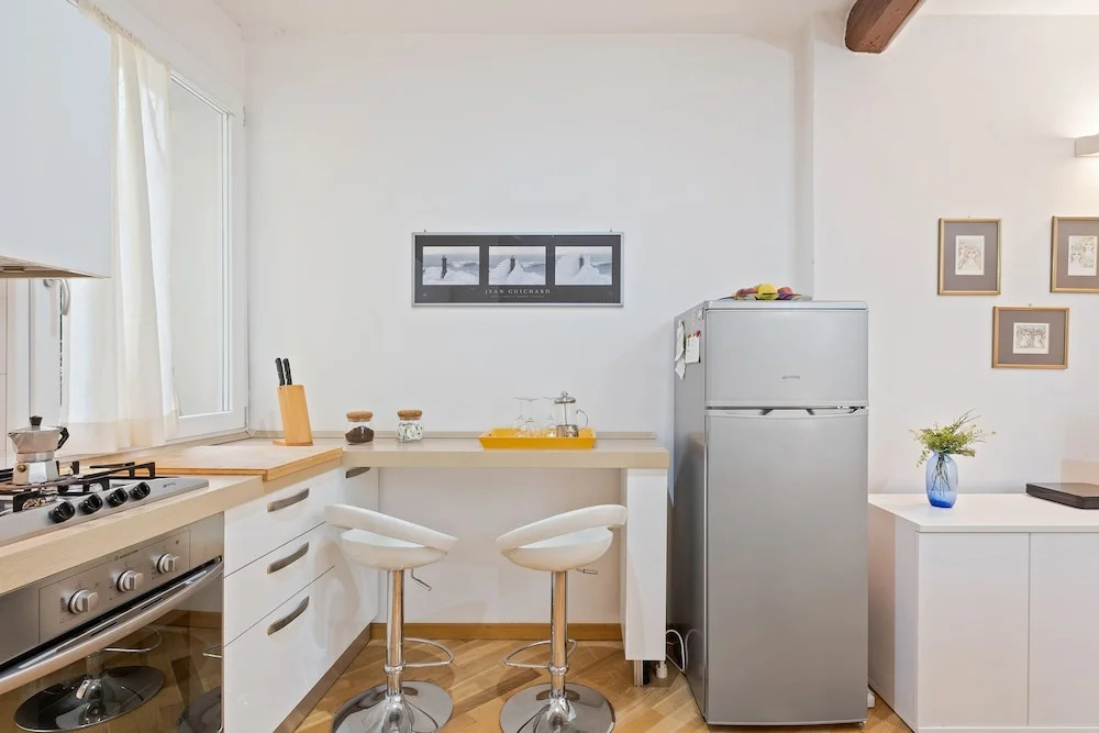Pratello Luminous & Cozy Apartment in Centro