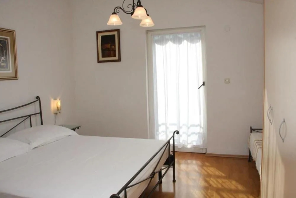 Apartment Sikirica 2
