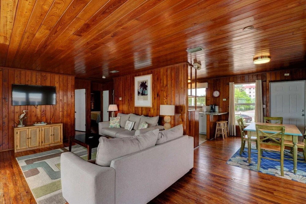 Bayside Bungalow 2 - Large Deck With Beautiful Bay Views