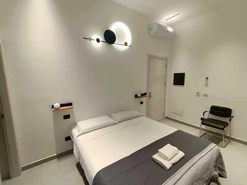 World Wide Bed Termini