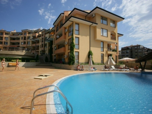 Paradise Dreams Menada Apartments