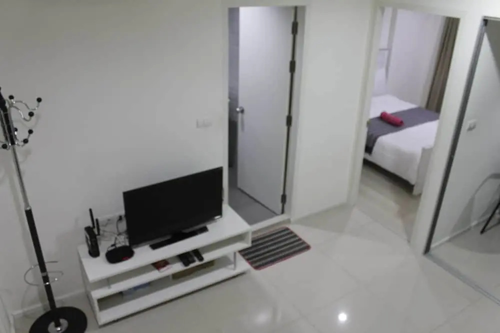Highrise Cityview Aspire Condo Gym Pool