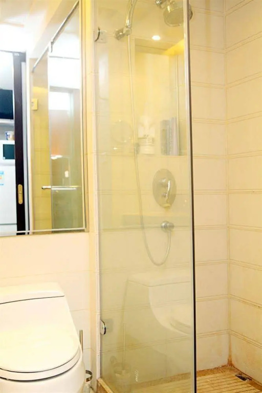 Private Enjoy Home Apartment (The New Pearl River Shore Apartment)