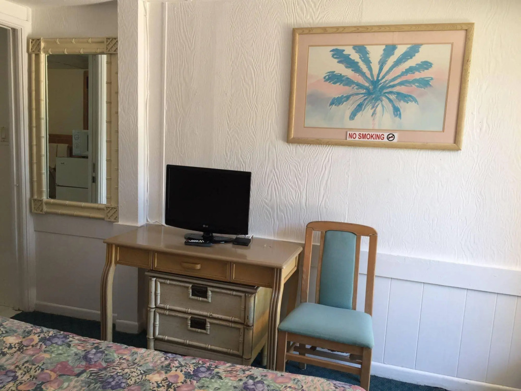 Sea Cove Motel