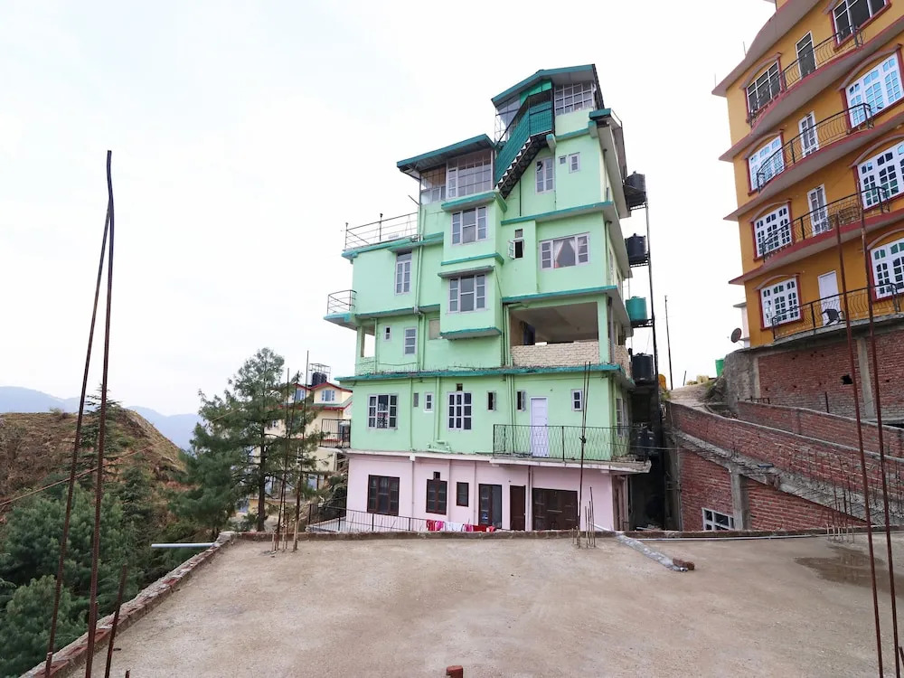 OYO 12881 Home 2 BHK Bhattakufer