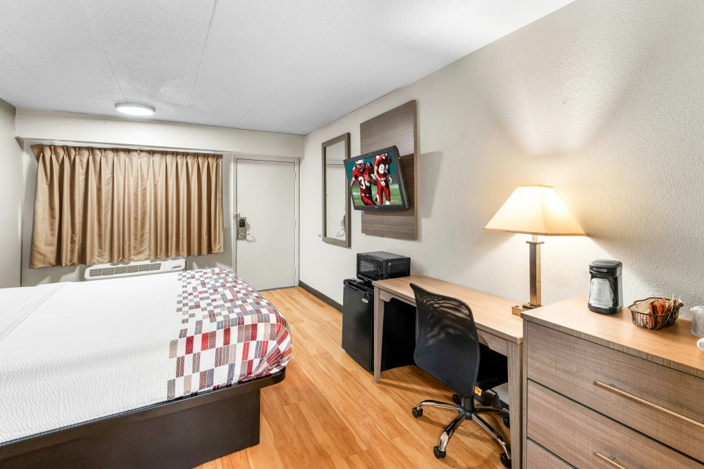 Red Roof Inn Indianapolis North - College Park