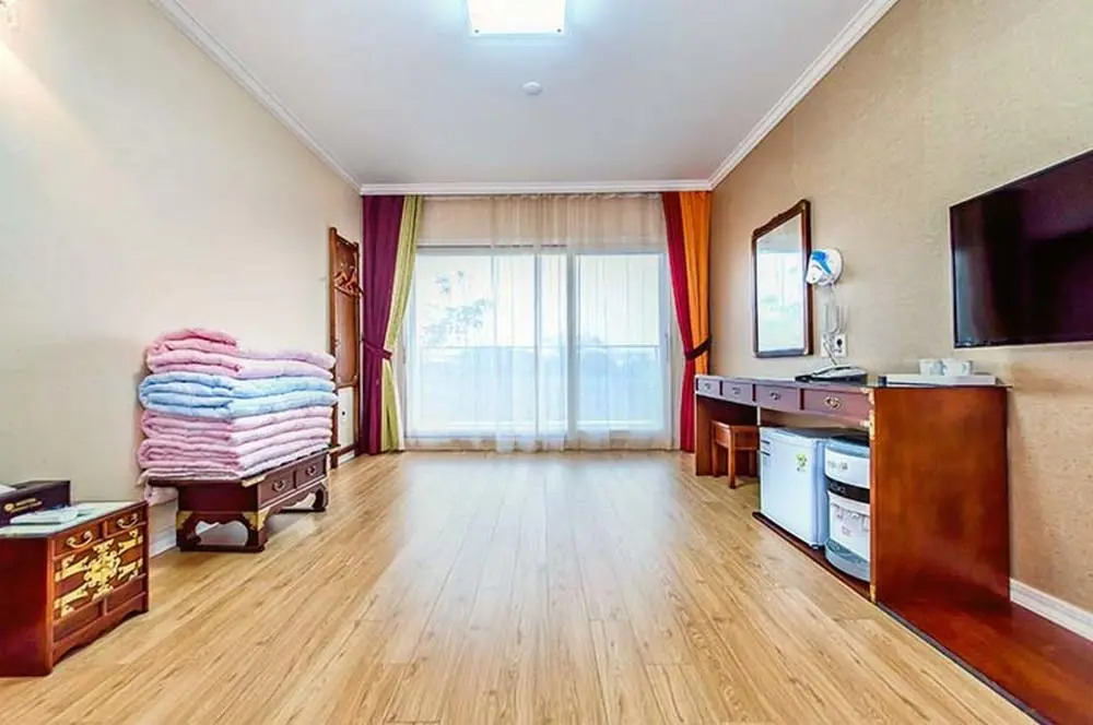 Hotel Pearly Plus