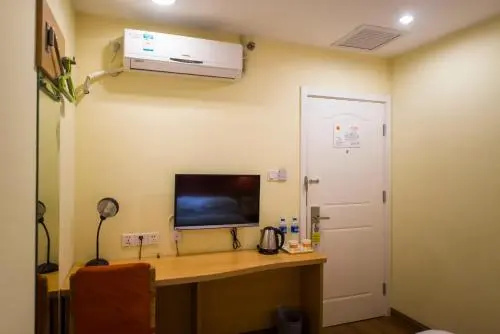 Home Inn Linyi Yi'nan Yongxing Road Longshengmen