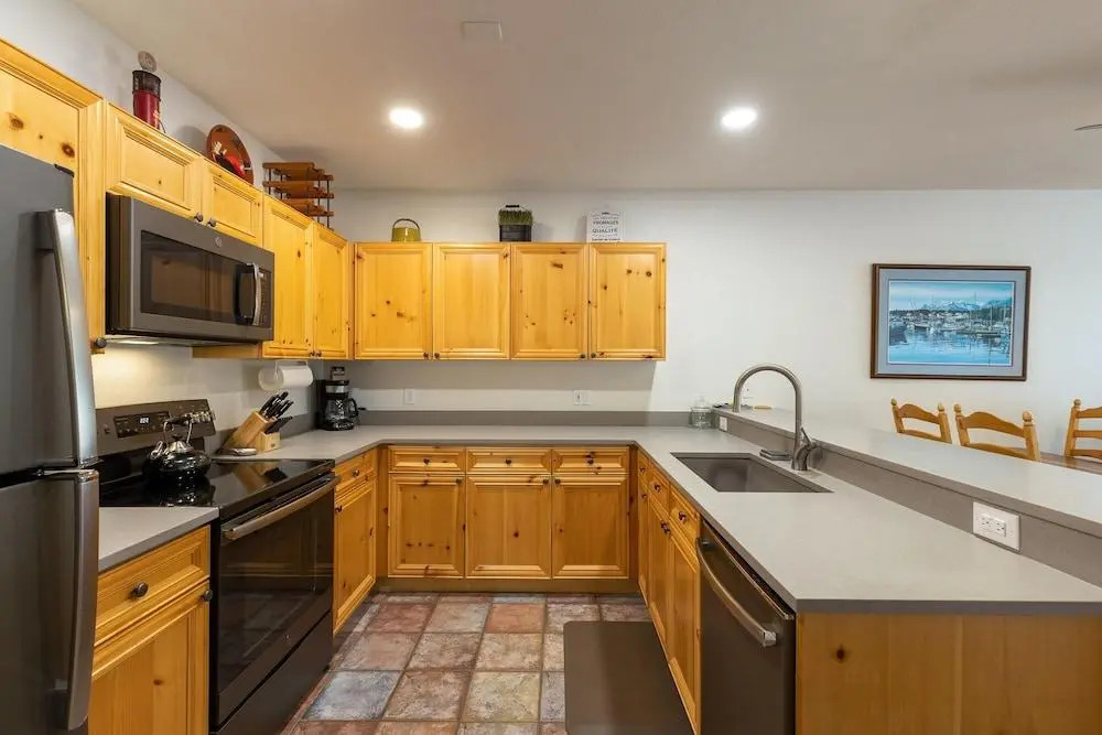 2658 Tenderfoot Lodge 2 Bedroom Condo by Redawning