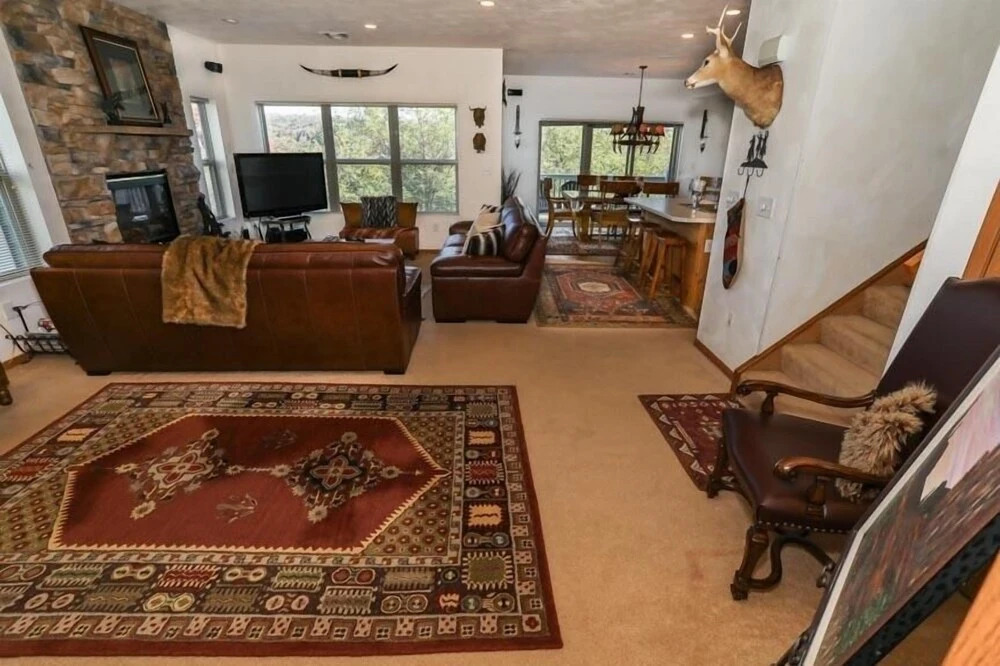 Seven Springs 4 BR Premium Condo, Mountain Views! by RedAwning