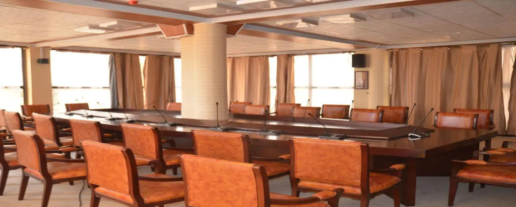Simama Hotel