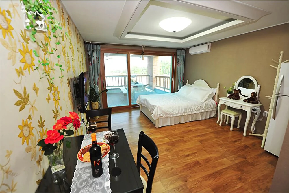 Yeongdeok Green Garden Pension