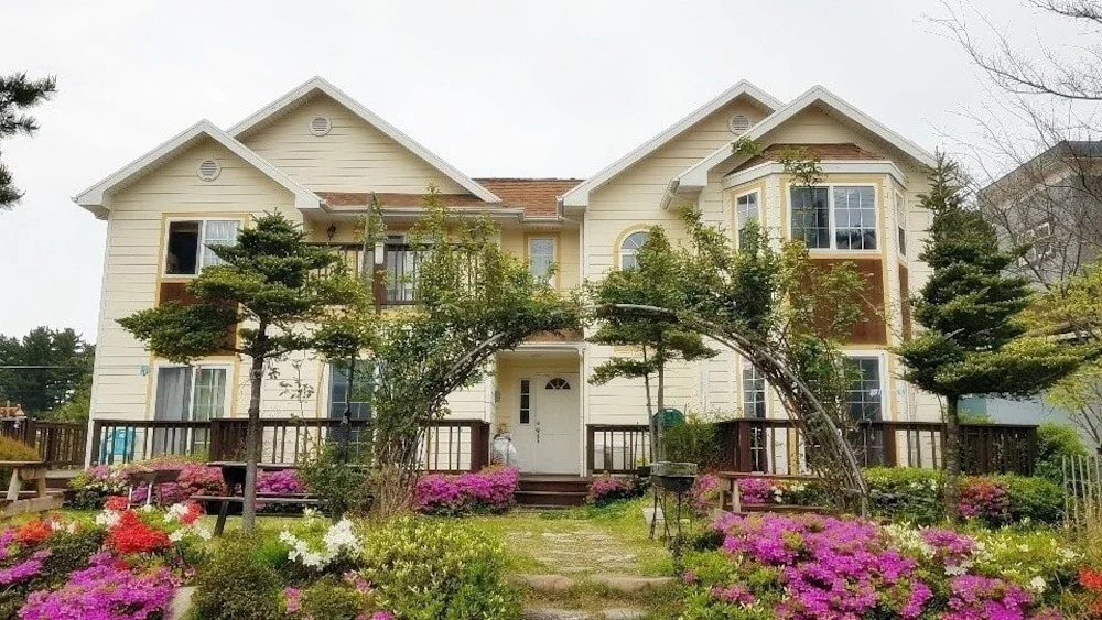 Yangyang Galmegi Pension