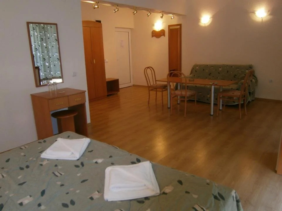Family Hotel Central